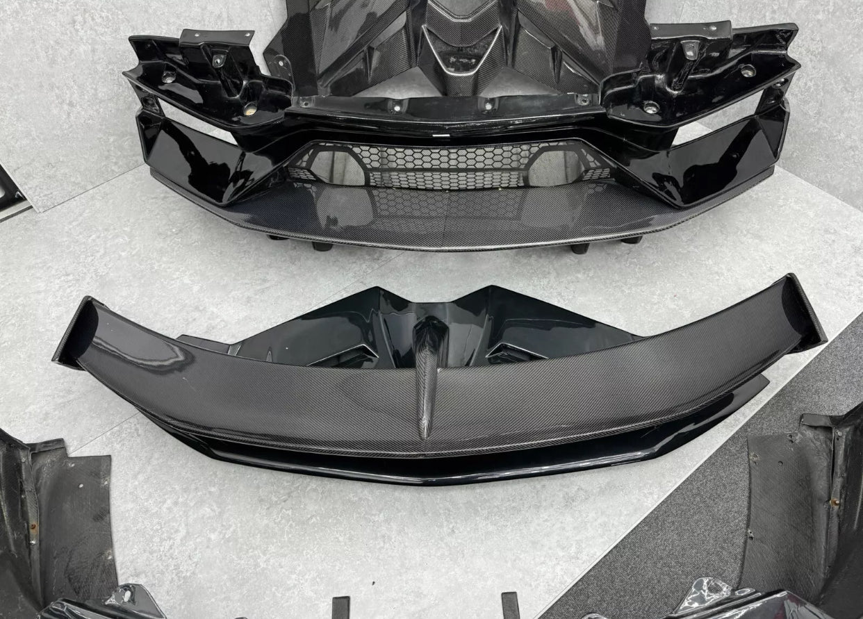 LAMBORGHINI AVENTADOR SVJ LP760-4 CARBON BODY KIT - PERFECT UPGRADE FOR LP700-4